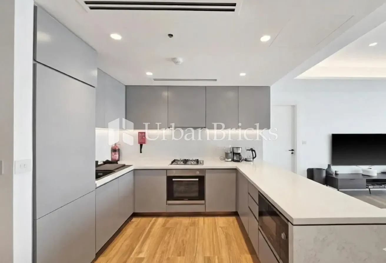 Vacant| Island View | Luxury Furniture