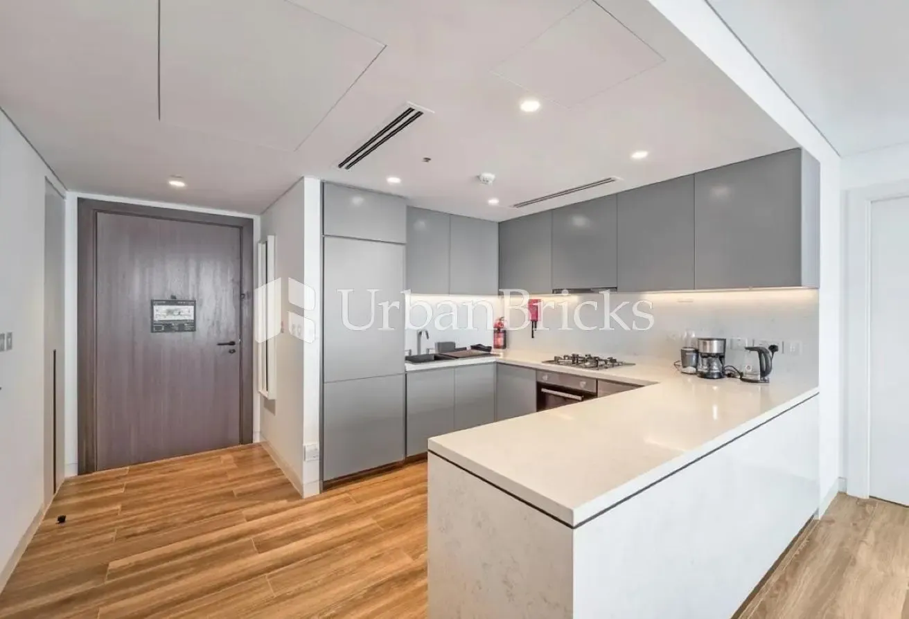 Vacant| Island View | Luxury Furniture