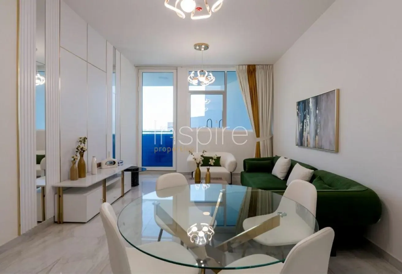 Luxury 2BR+ Study | Private Jacuzzi | High Floor
