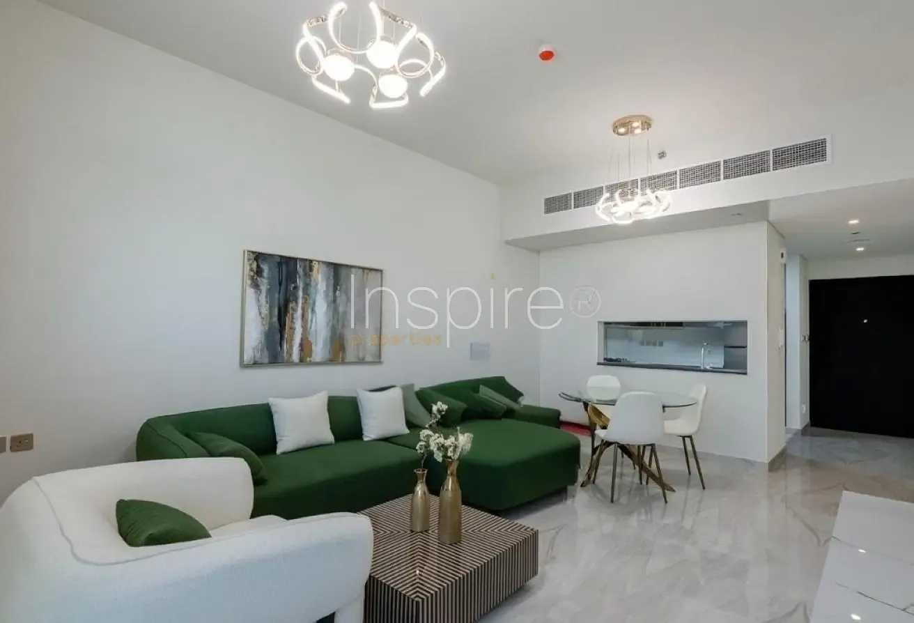 Luxury 2BR+ Study | Private Jacuzzi | High Floor