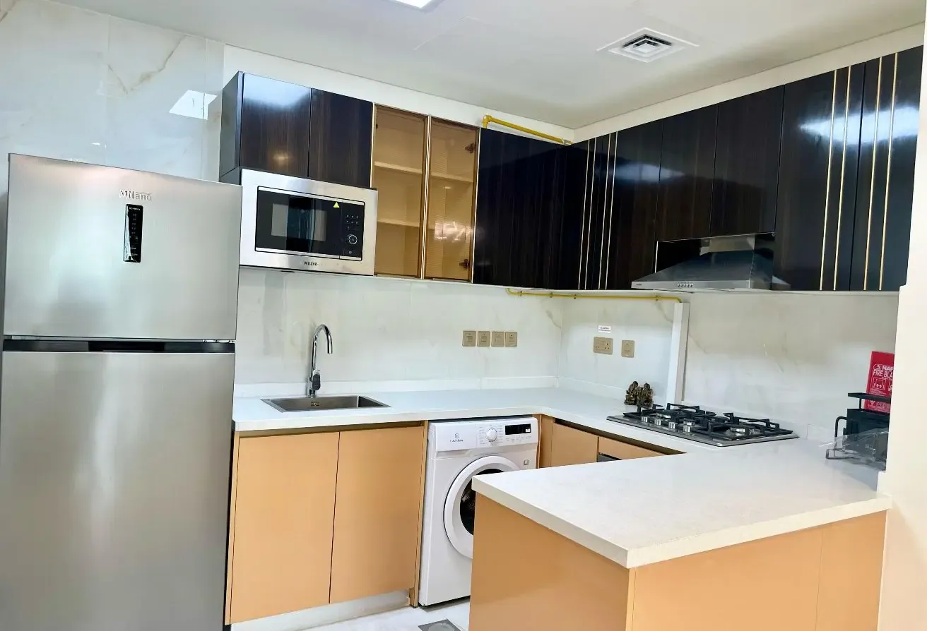 VACANT ON HIGH FLOOR/3 BHK+ MAID/ PRIVATE POOL