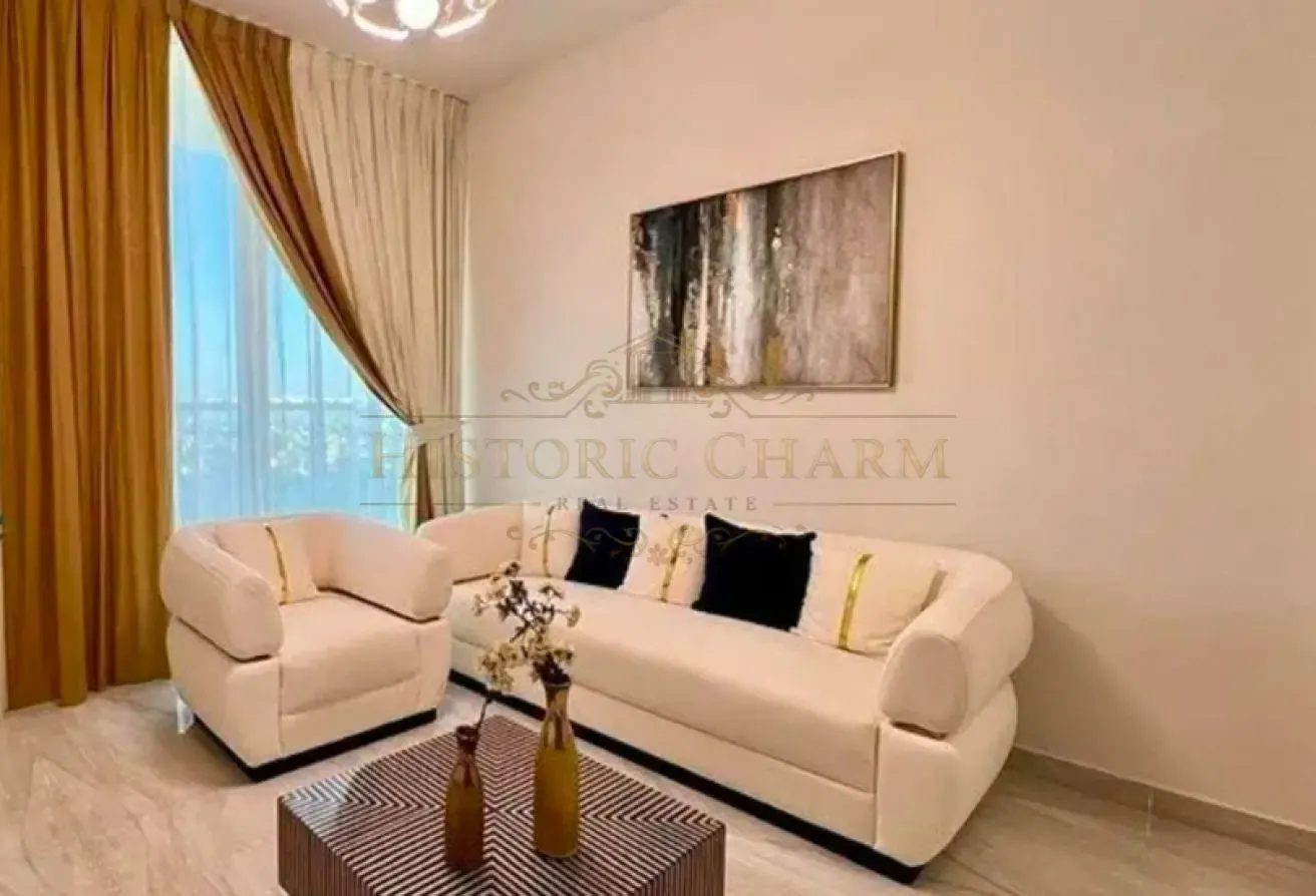 Furnished 1.5BR + Office | Convertible 2BR