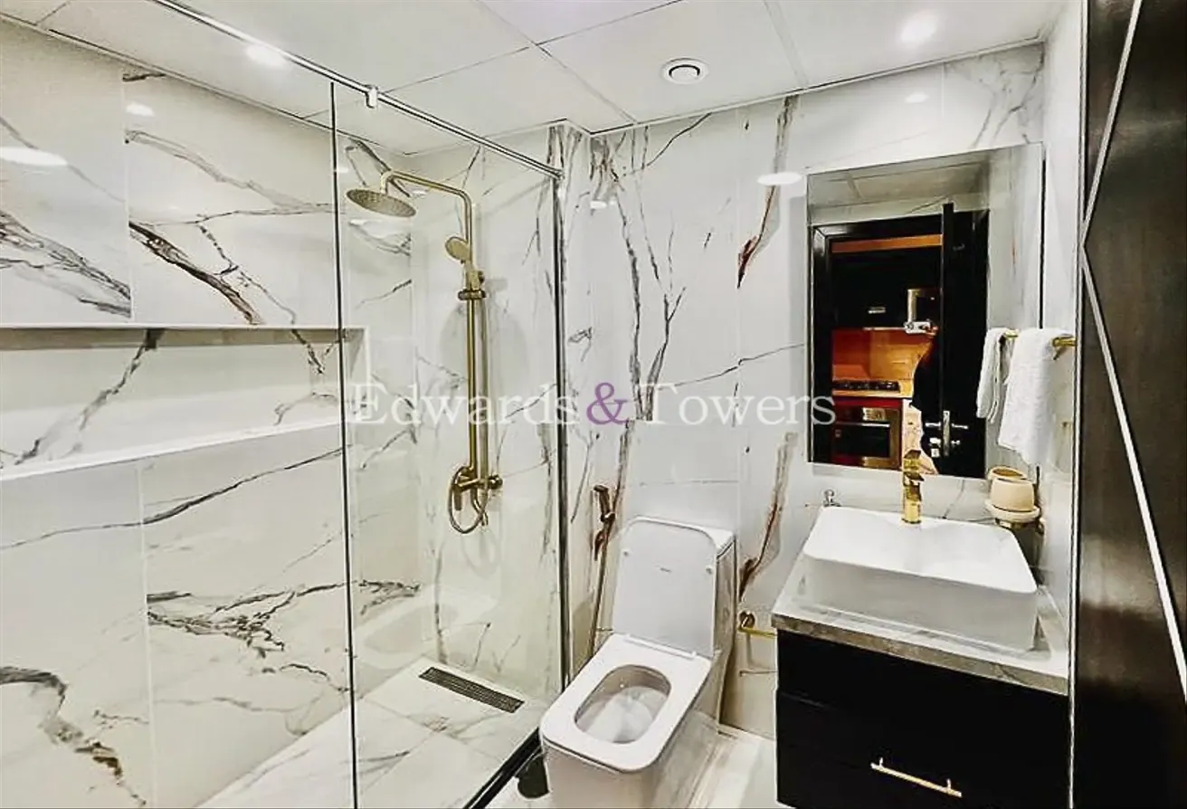 Vacant | Balcony | Fully Furnished