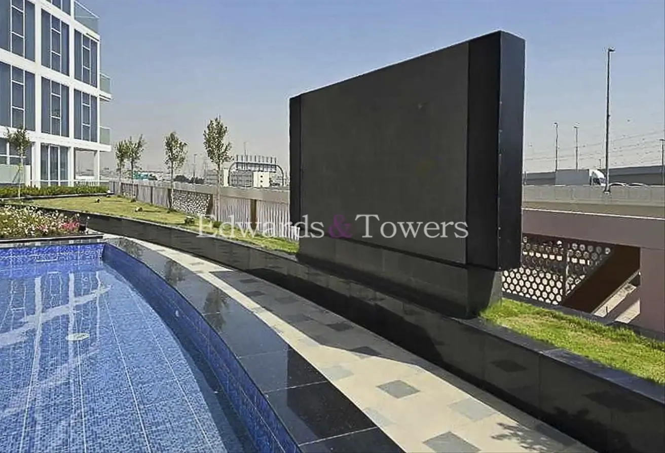 Vacant | Balcony | Fully Furnished