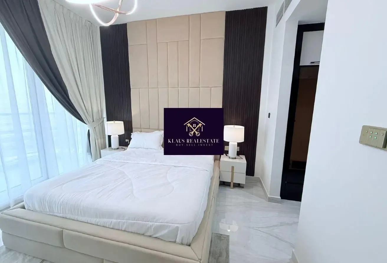 Specious 2 bedroom +Study | Fully Furnished