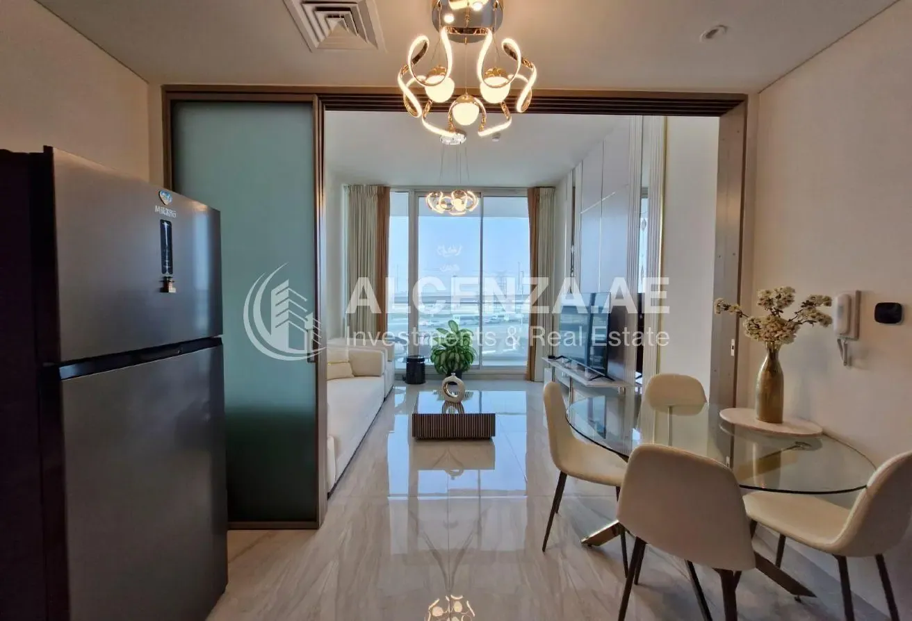 Luxury 1BR + Study | Spacious Layout | Vacant