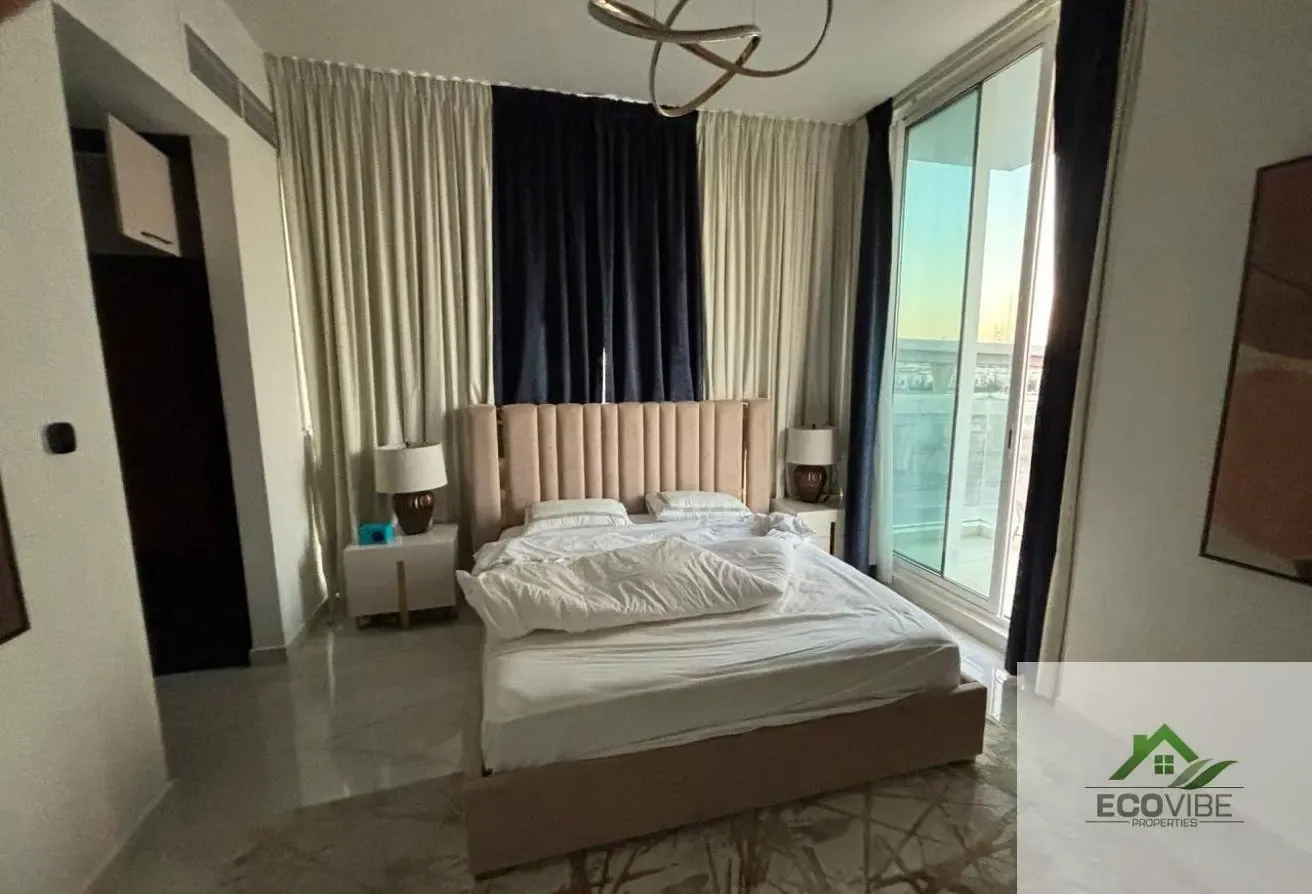 Luxury Fully Furnished 1 Bedroom Apartment