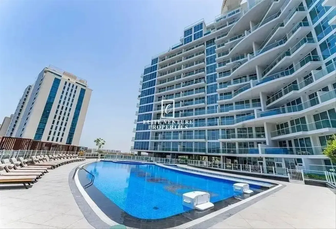 POOL VIEW | HUGE LAYOUT | PRIME LOCATION