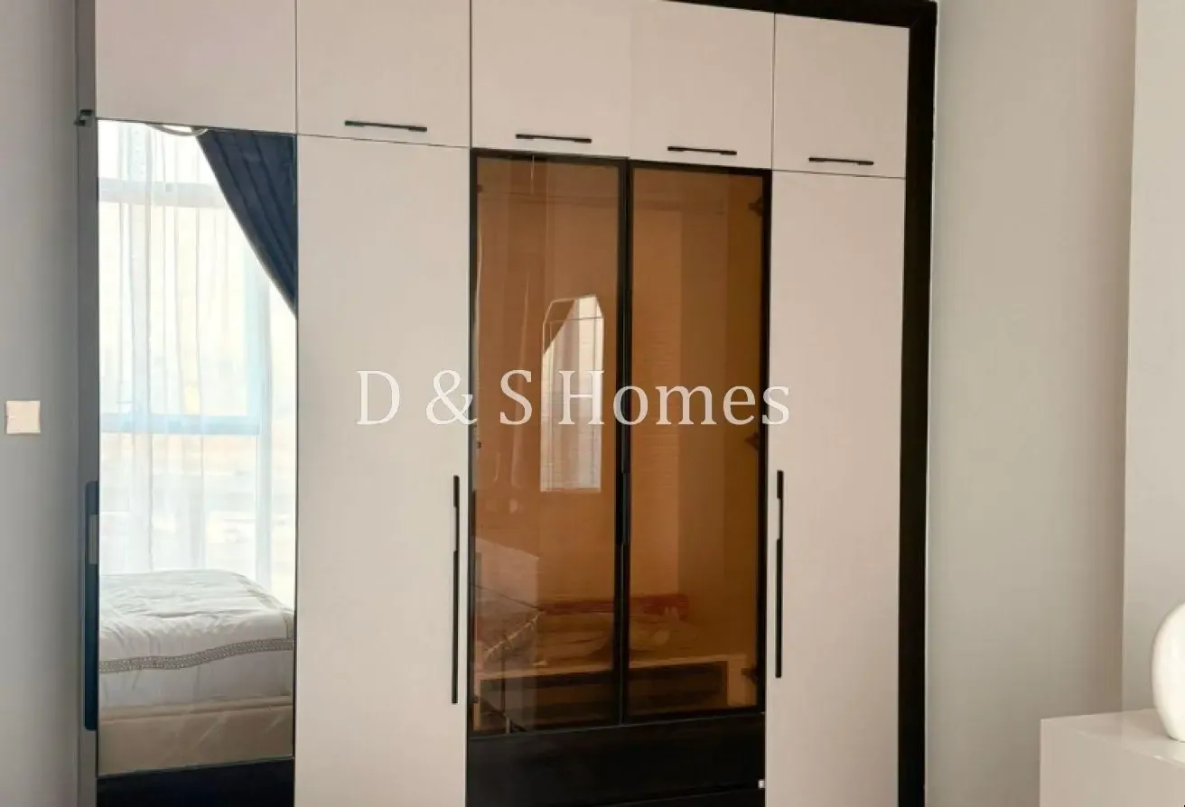 3BHK WITH POOL FULLY FURNISHED NEXT TO METRO