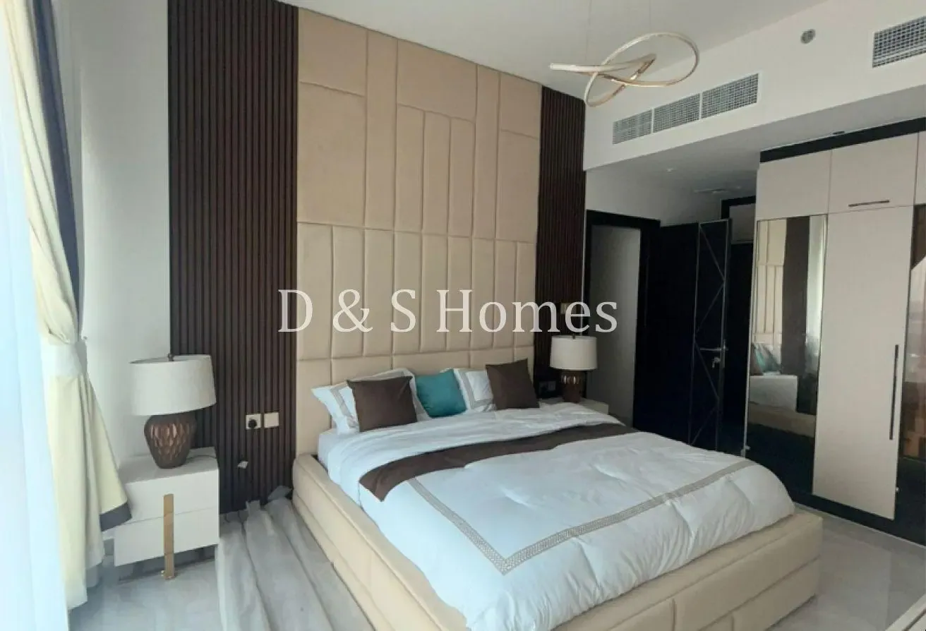 3BHK WITH POOL FULLY FURNISHED NEXT TO METRO
