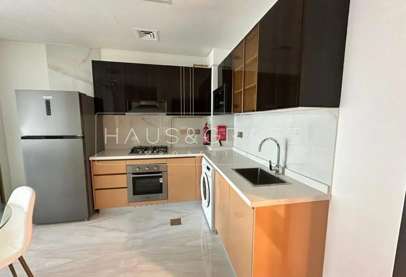 ELEGANT ONE BR WITH STUDY FURNISH MORDERN INTERIOR