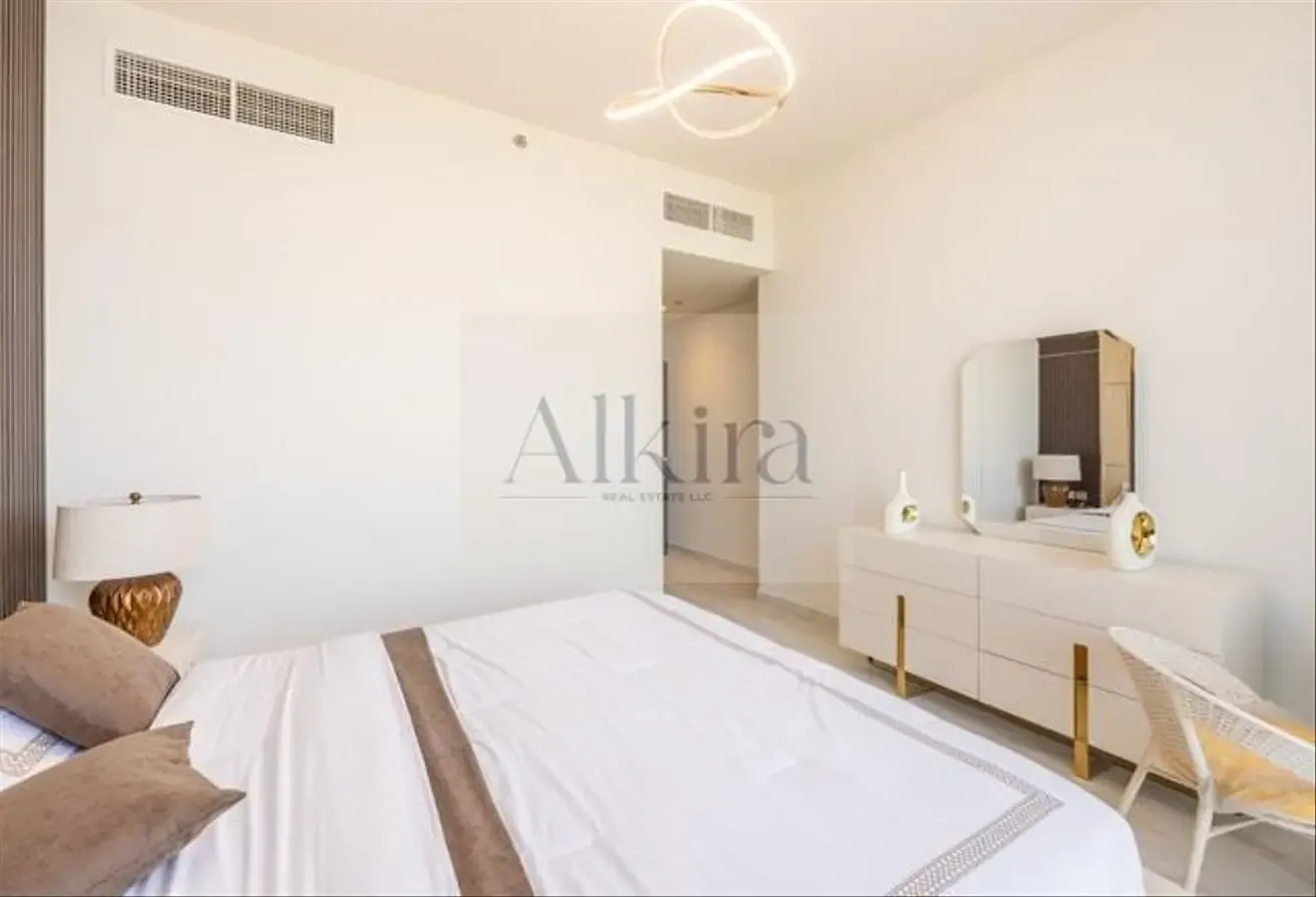 2BED+STUDY/OFFICE | PRIVATE POOL |FULLY FURNISHED