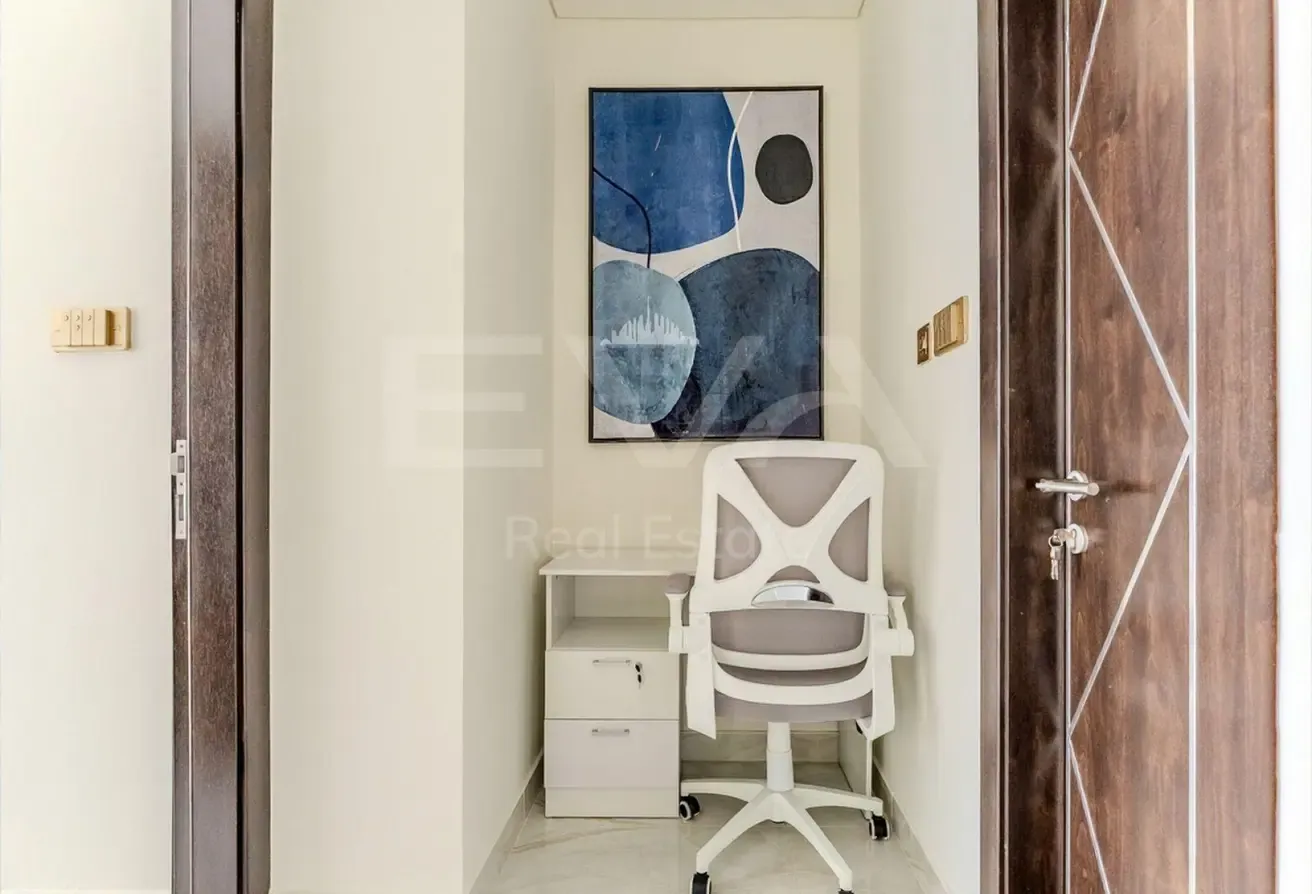 PANORAMIC SKYLINE VIEW | MODERN | FULLY FURNISHED