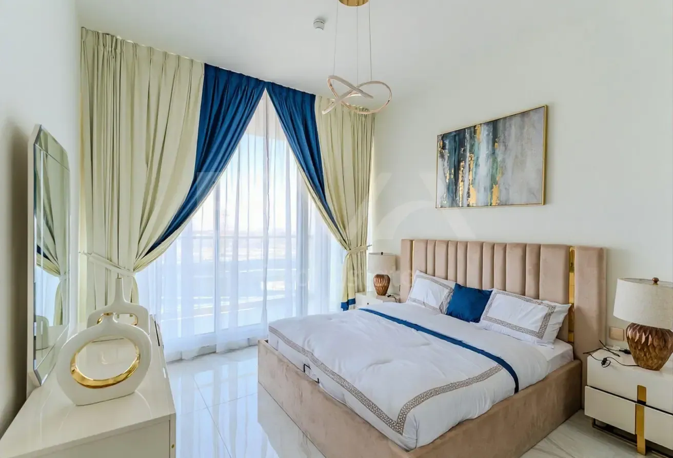 PANORAMIC SKYLINE VIEW | MODERN | FULLY FURNISHED