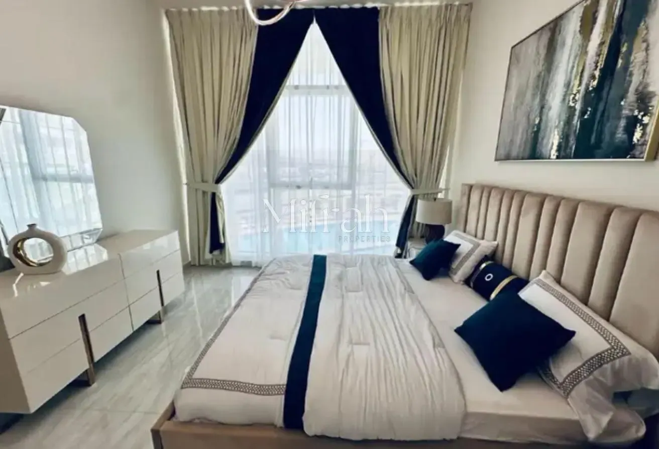 Fully Furnished | Available 5 Aug 2026 | Pool View