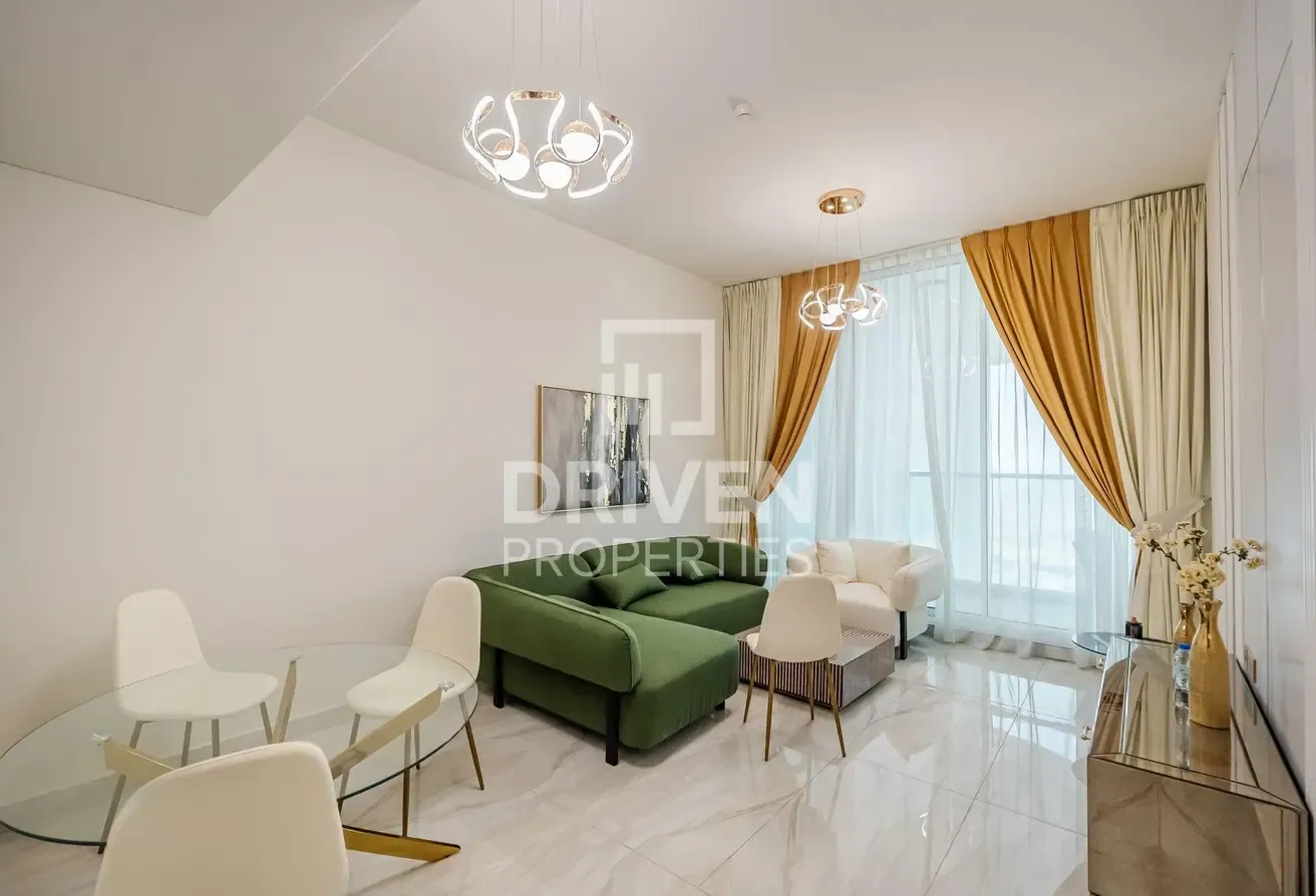 Brand New | Ready to Move in | Vastu | Spacious