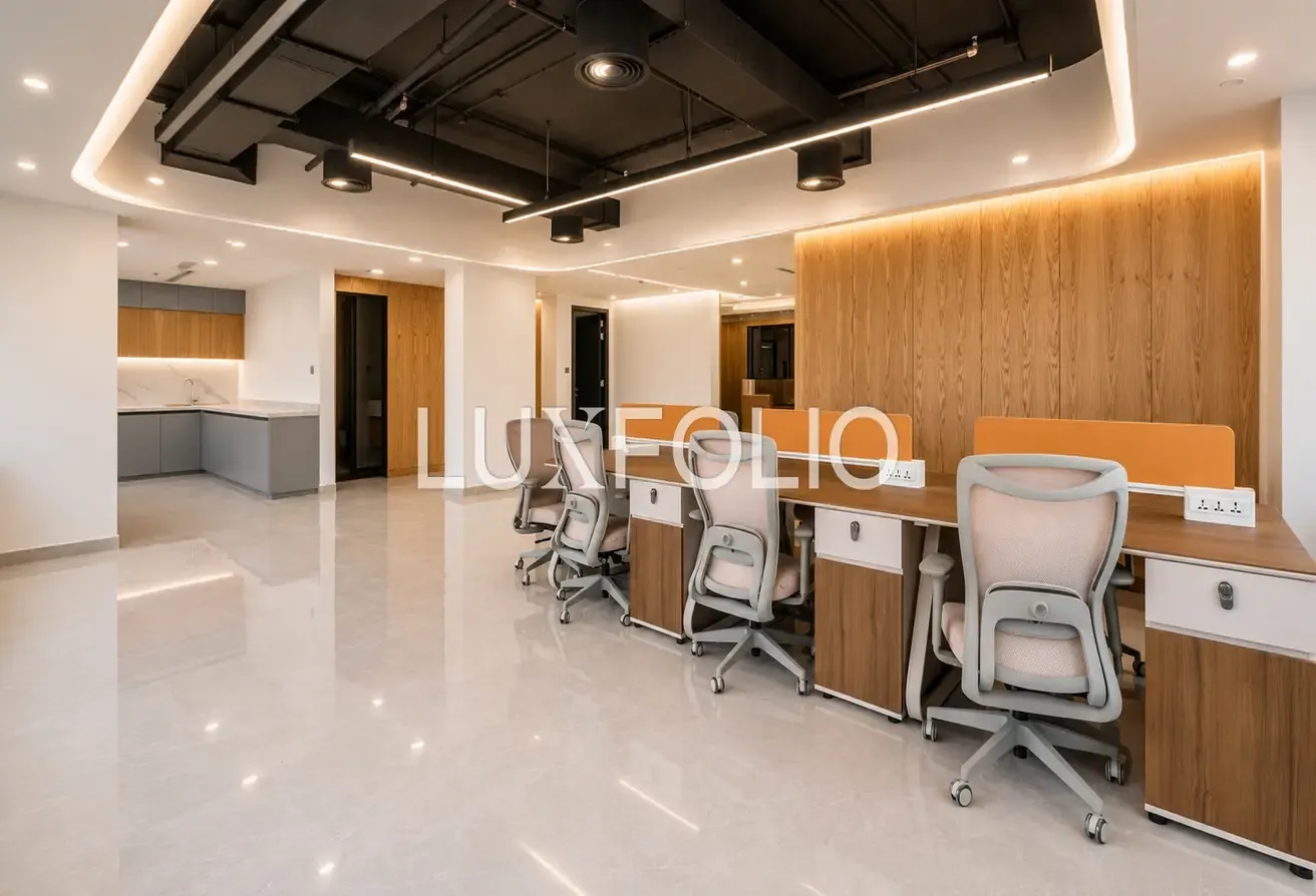 Furnished Office | Vacant | 11 Parkings