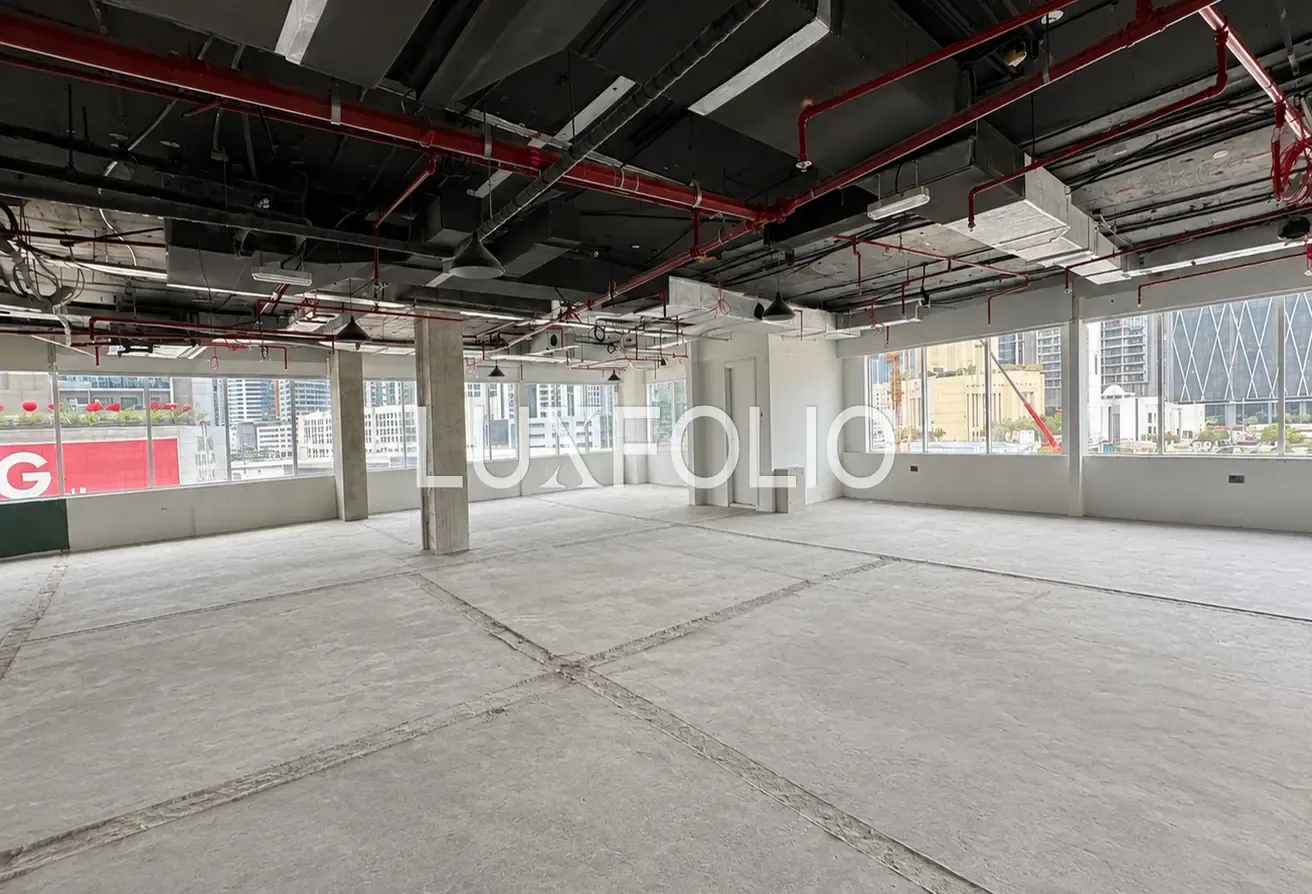 Fitted Office | Vacant | 12 Parking