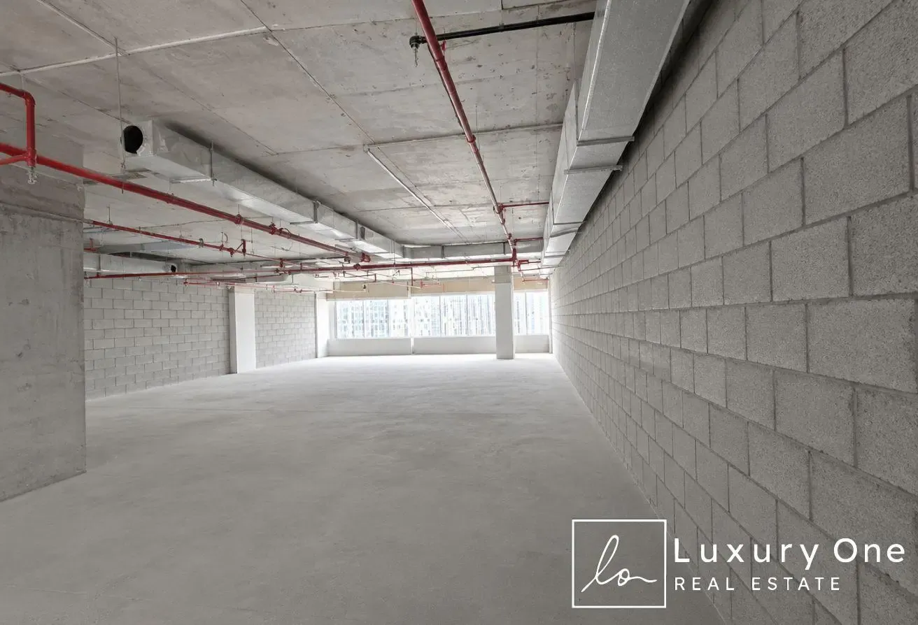 Prime Location | Shell and Core | 11 Parkings