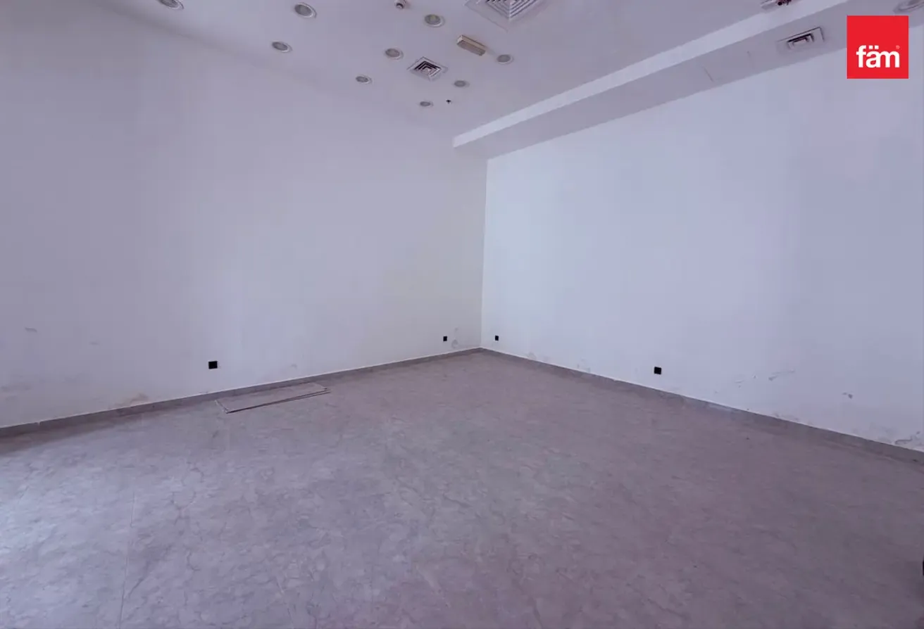 Prime Location | Vacant | Investor Deal