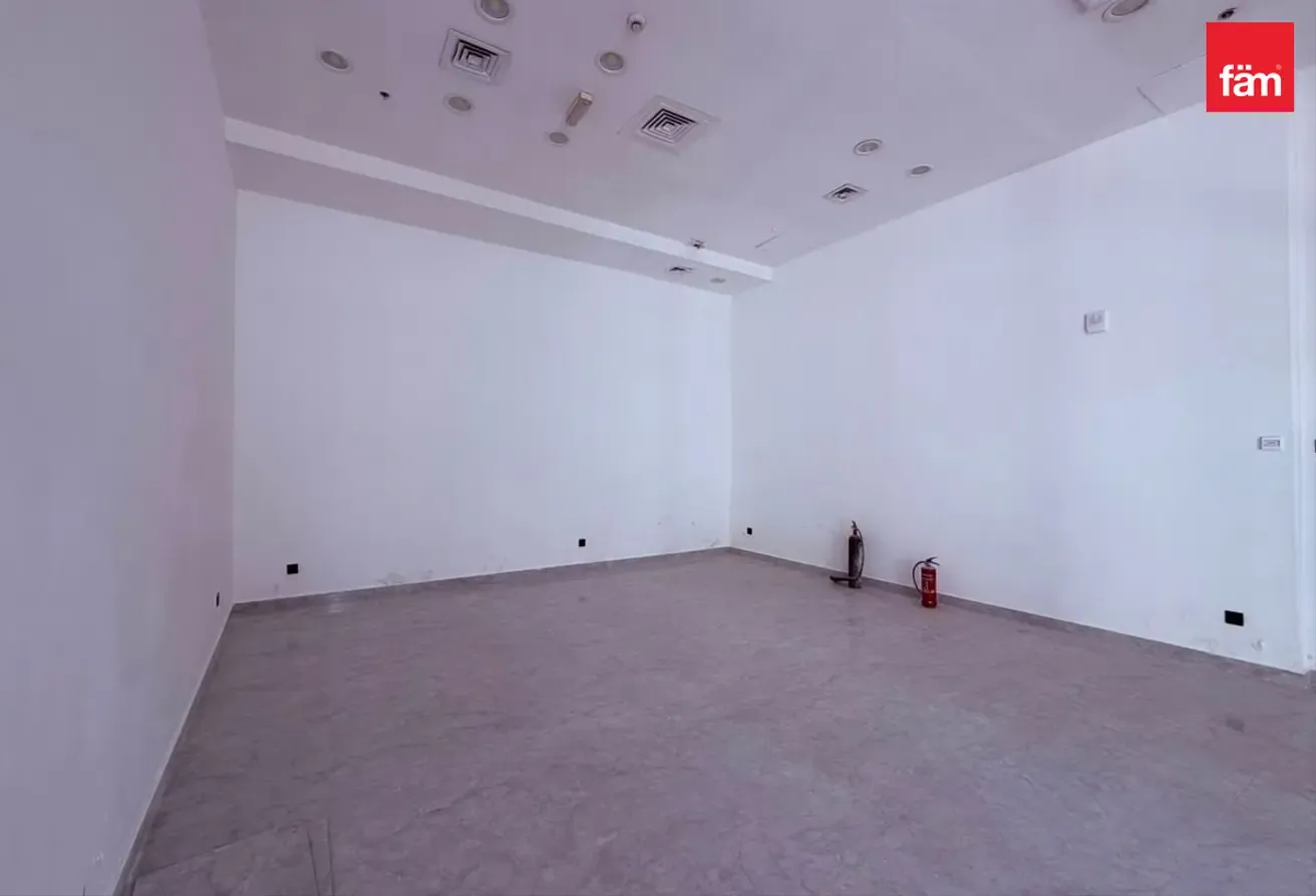 Prime Location | Vacant | Investor Deal