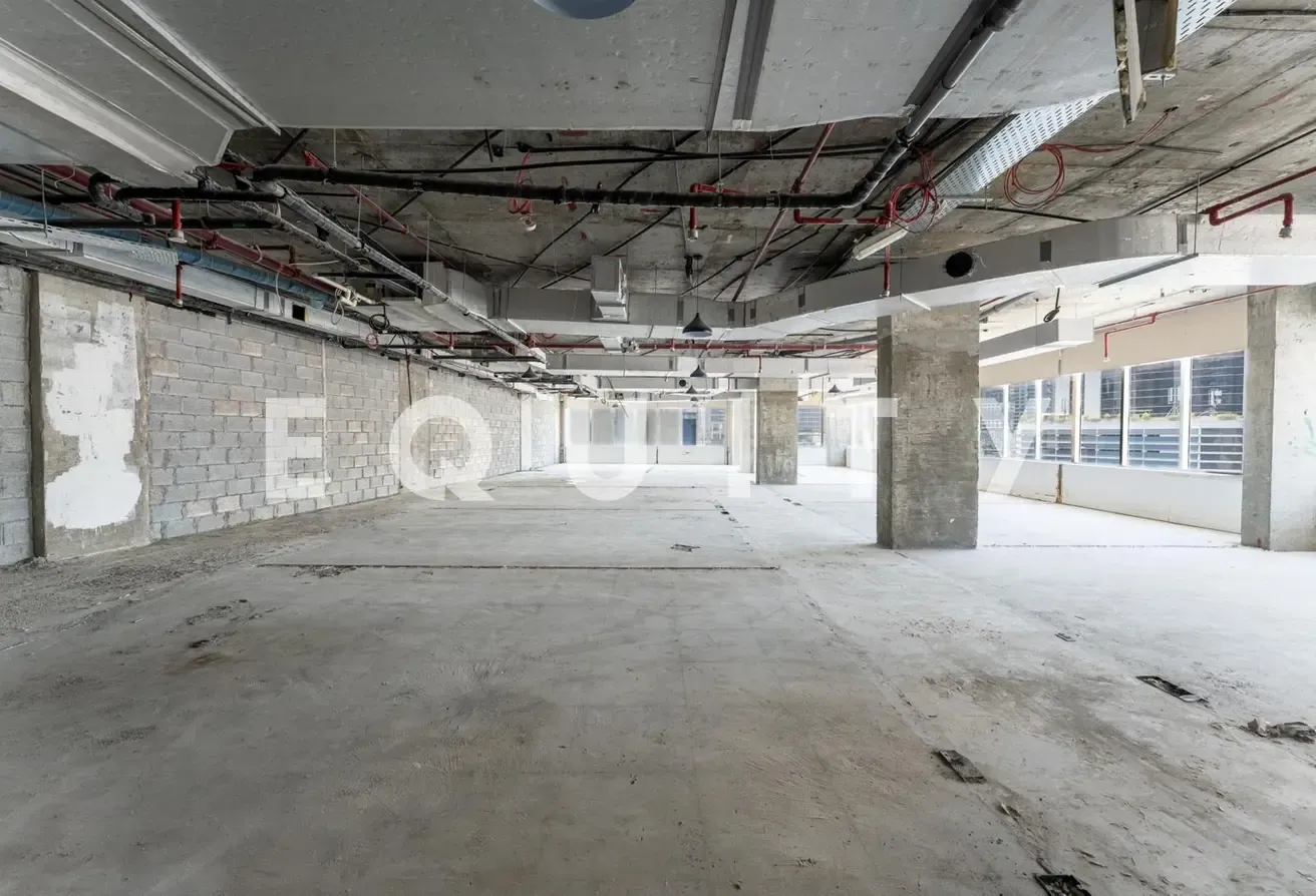 Bare Unit | 38 Parking Spaces | Canal View