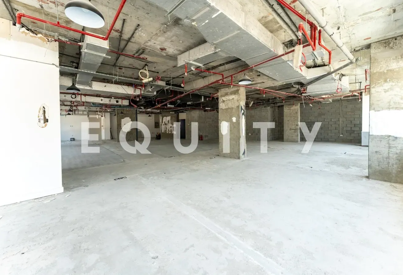 Bare Unit | 13 Parking Spaces | Canal View