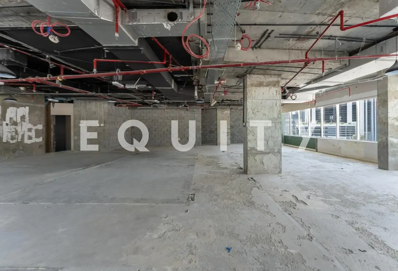 Bare Unit | 13 Parking Spaces | Canal View