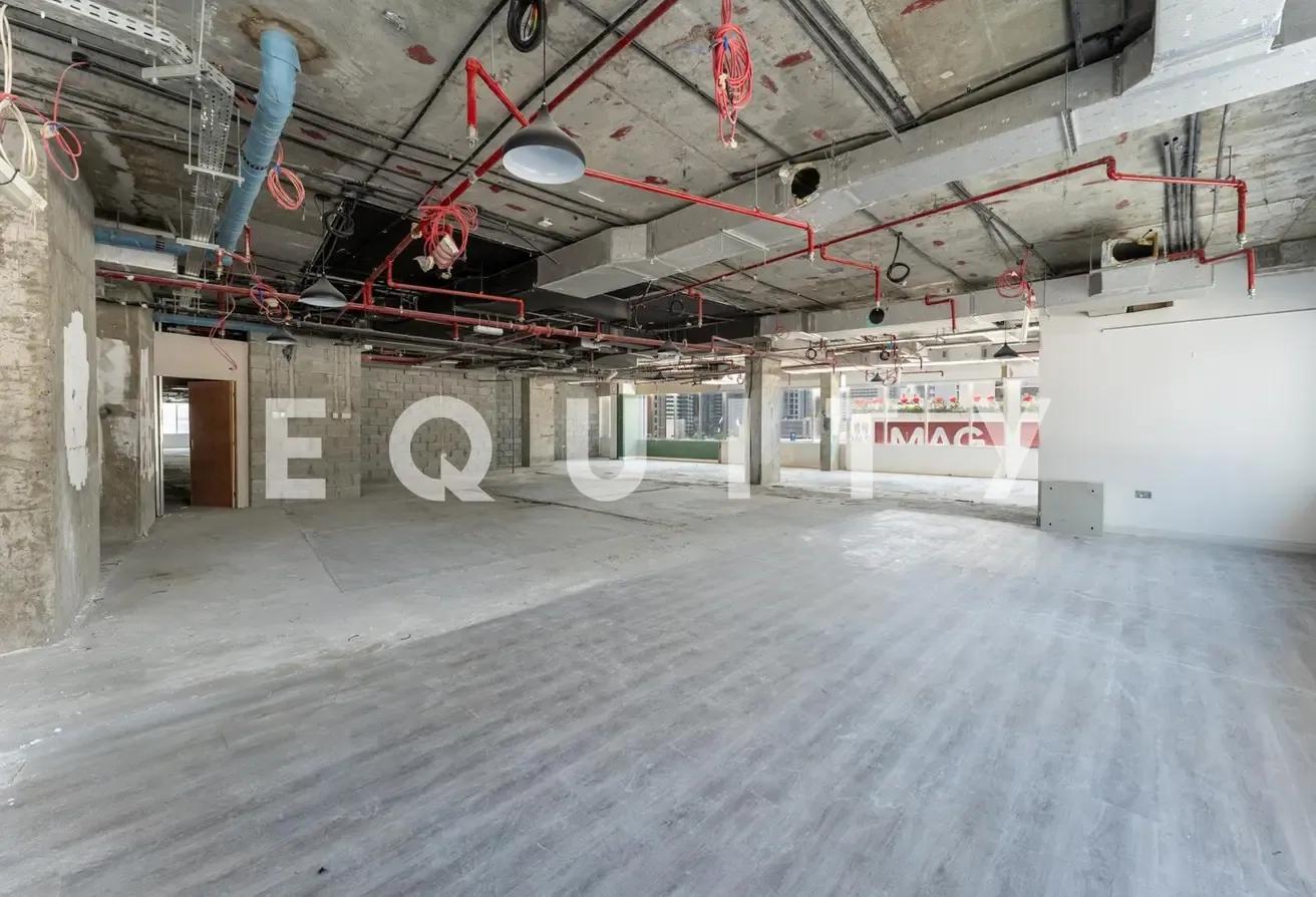 Bare Unit | 13 Parking Spaces | Canal View