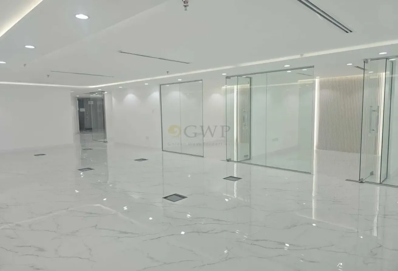 New Fitted office with 13 Parking | Ready to move