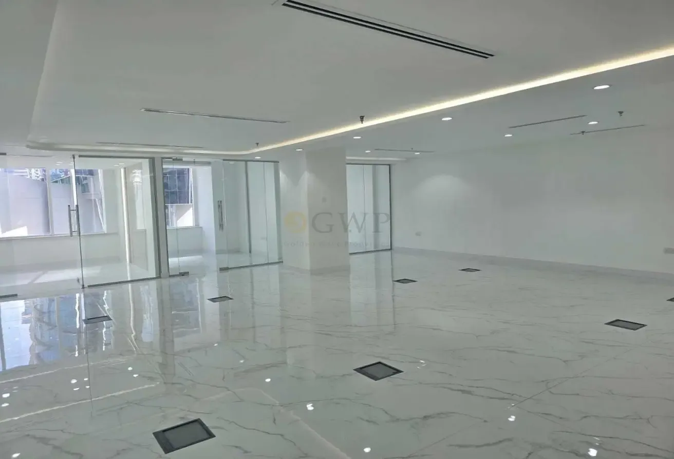 New Fitted office with 13 Parking | Ready to move