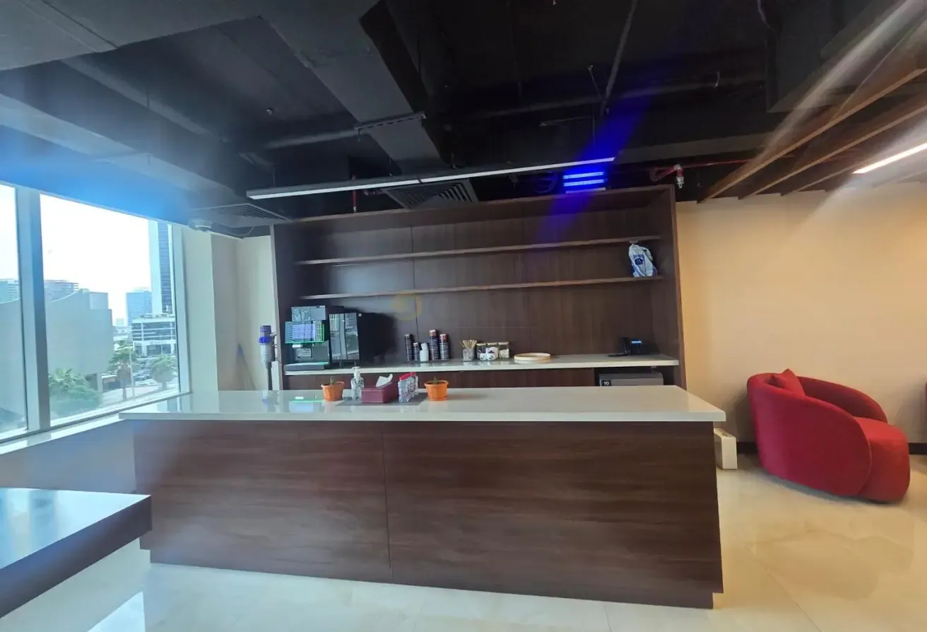 12 Parking | Fitted and Furnished | Vacant