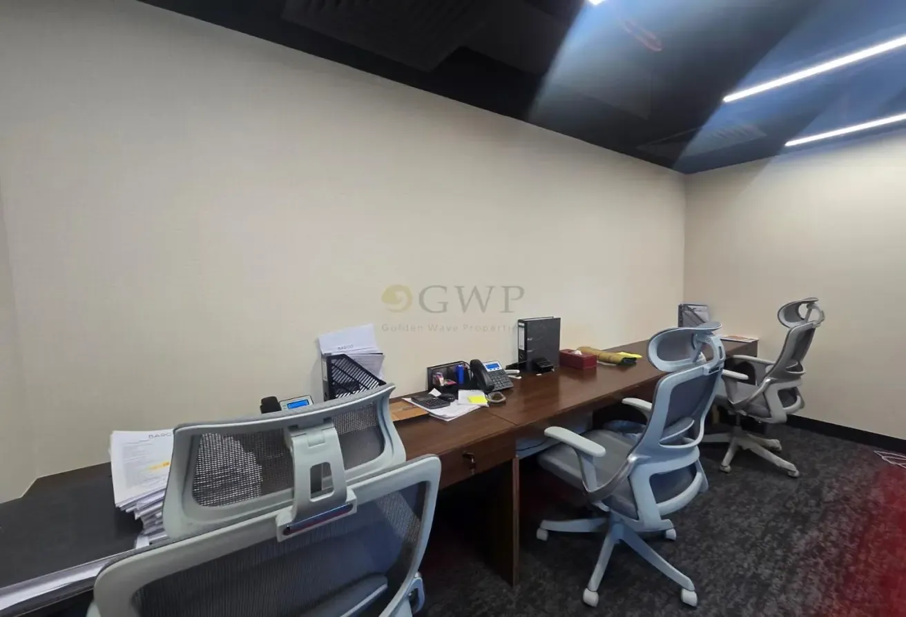 12 Parking | Fitted and Furnished | Vacant