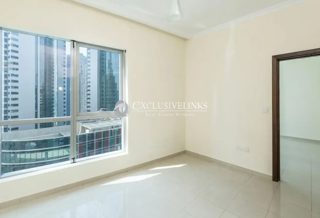 Mid Floor | Central Location | Notice Given