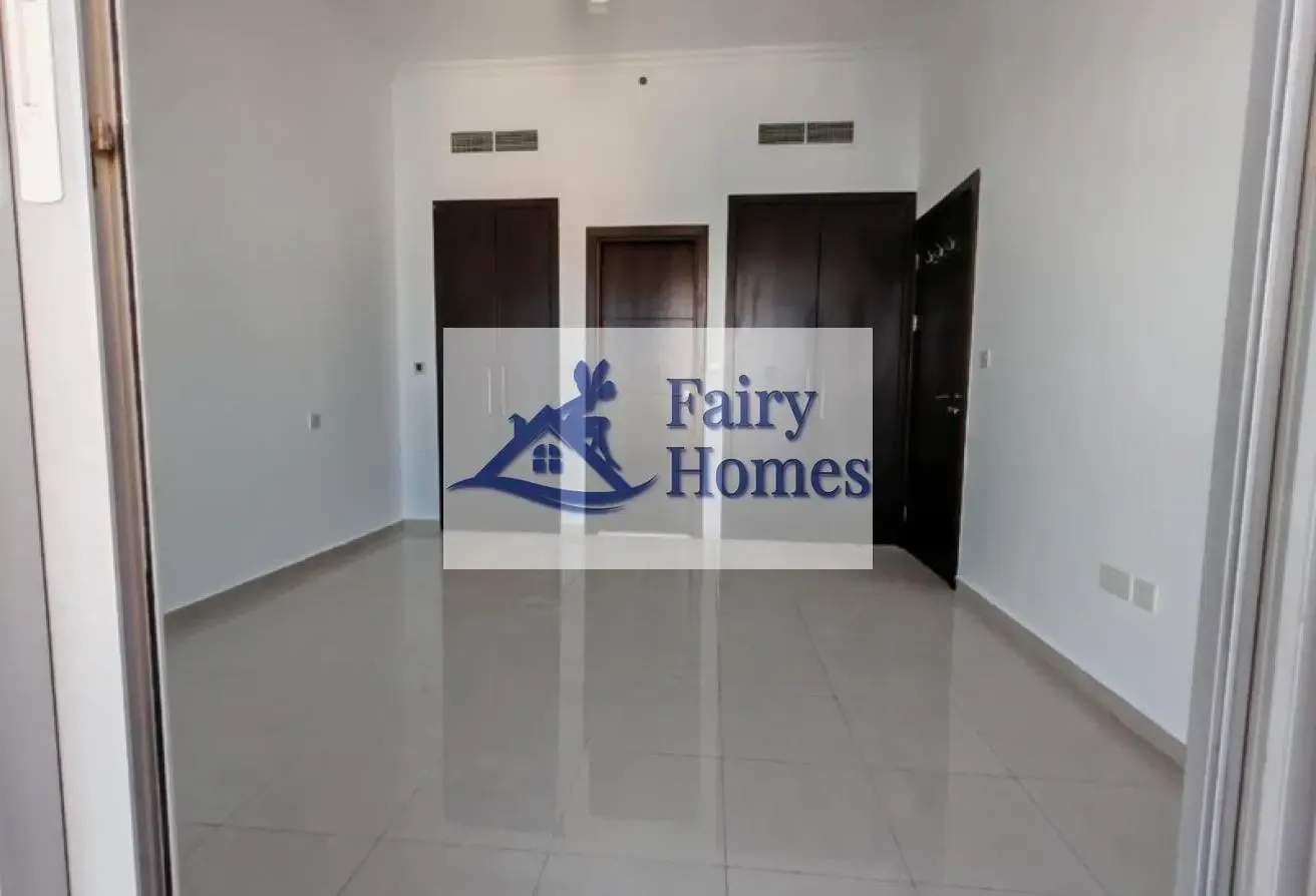 2BHK For Sale | High Floor | Full Sea View