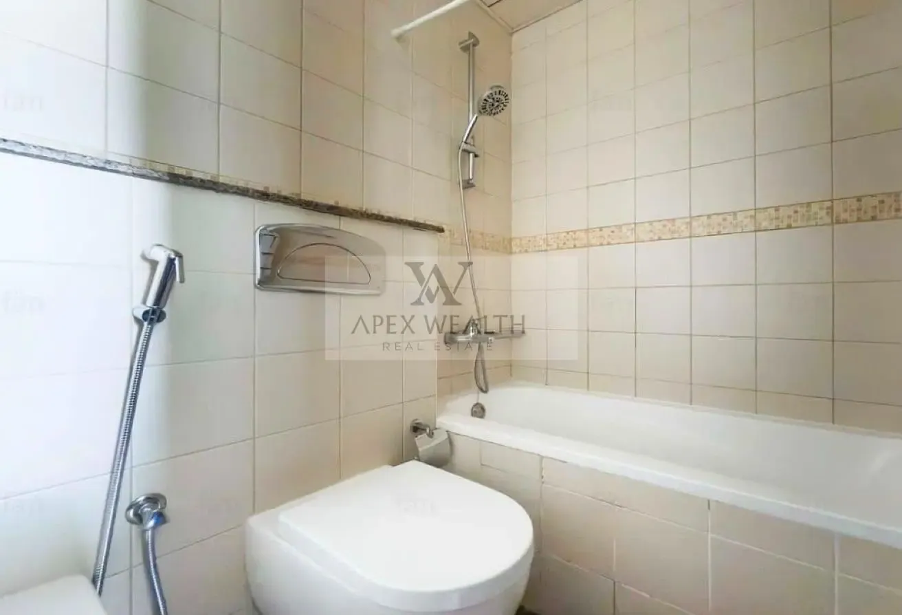 SpaciousUnit | Mid-Floor | Tenanted