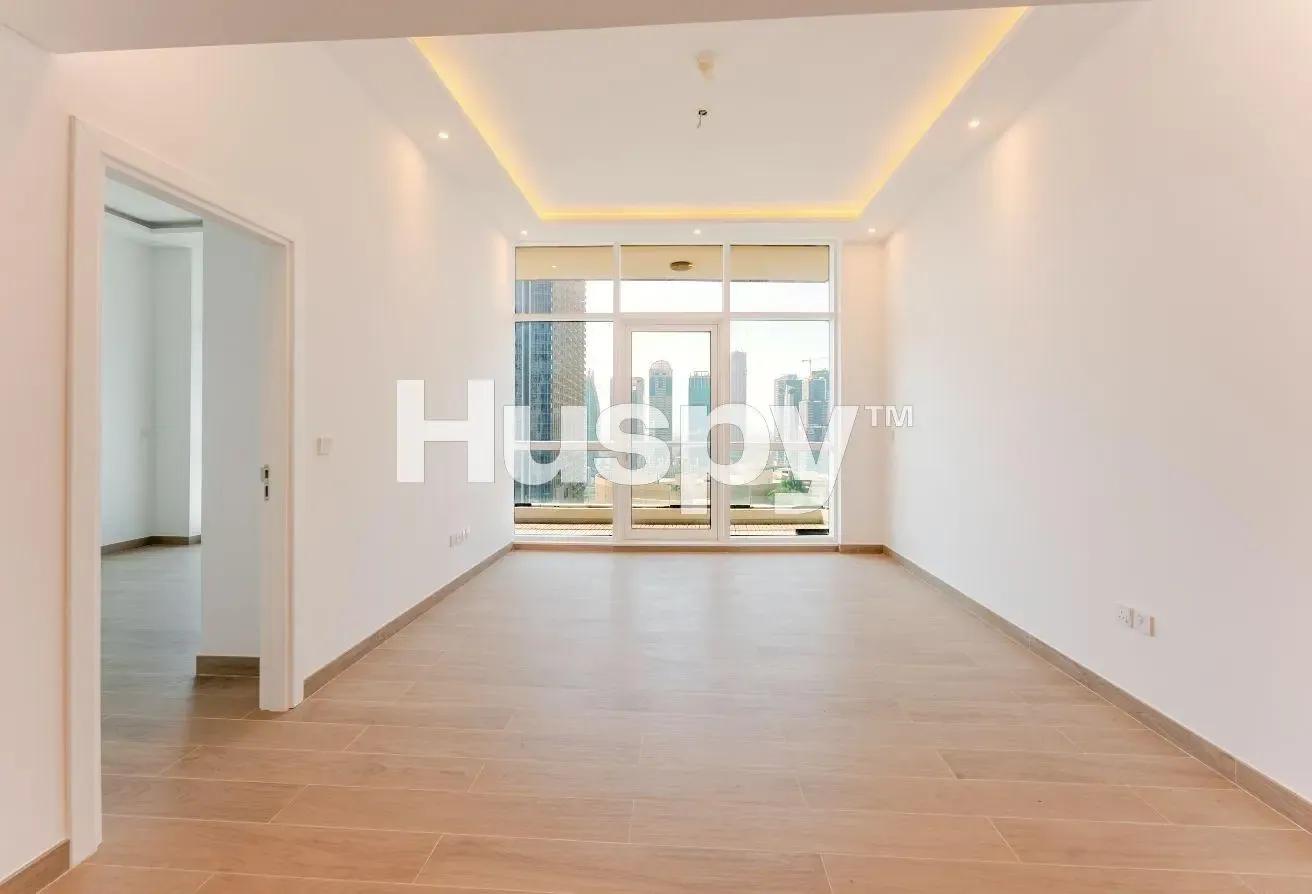 Upgraded | Front And Centre Unit | Marina View