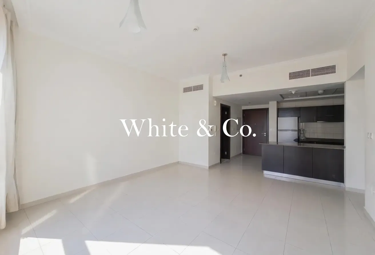 Full Marina View | Vacant | High Floor