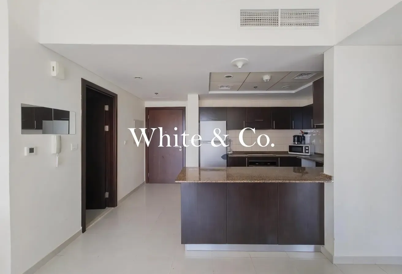 Full Marina View | Vacant | High Floor