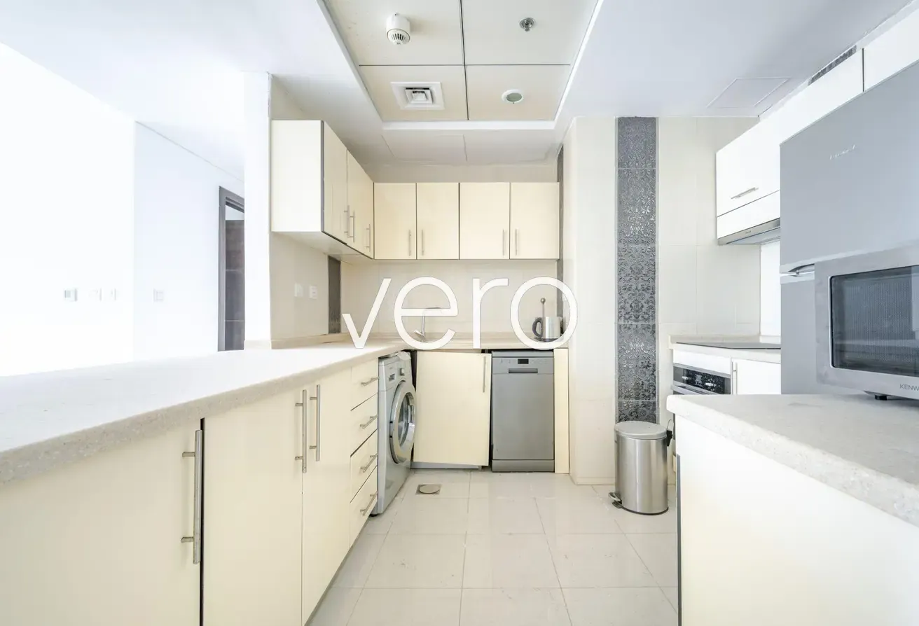 Marina View | High Floor | Large Layout