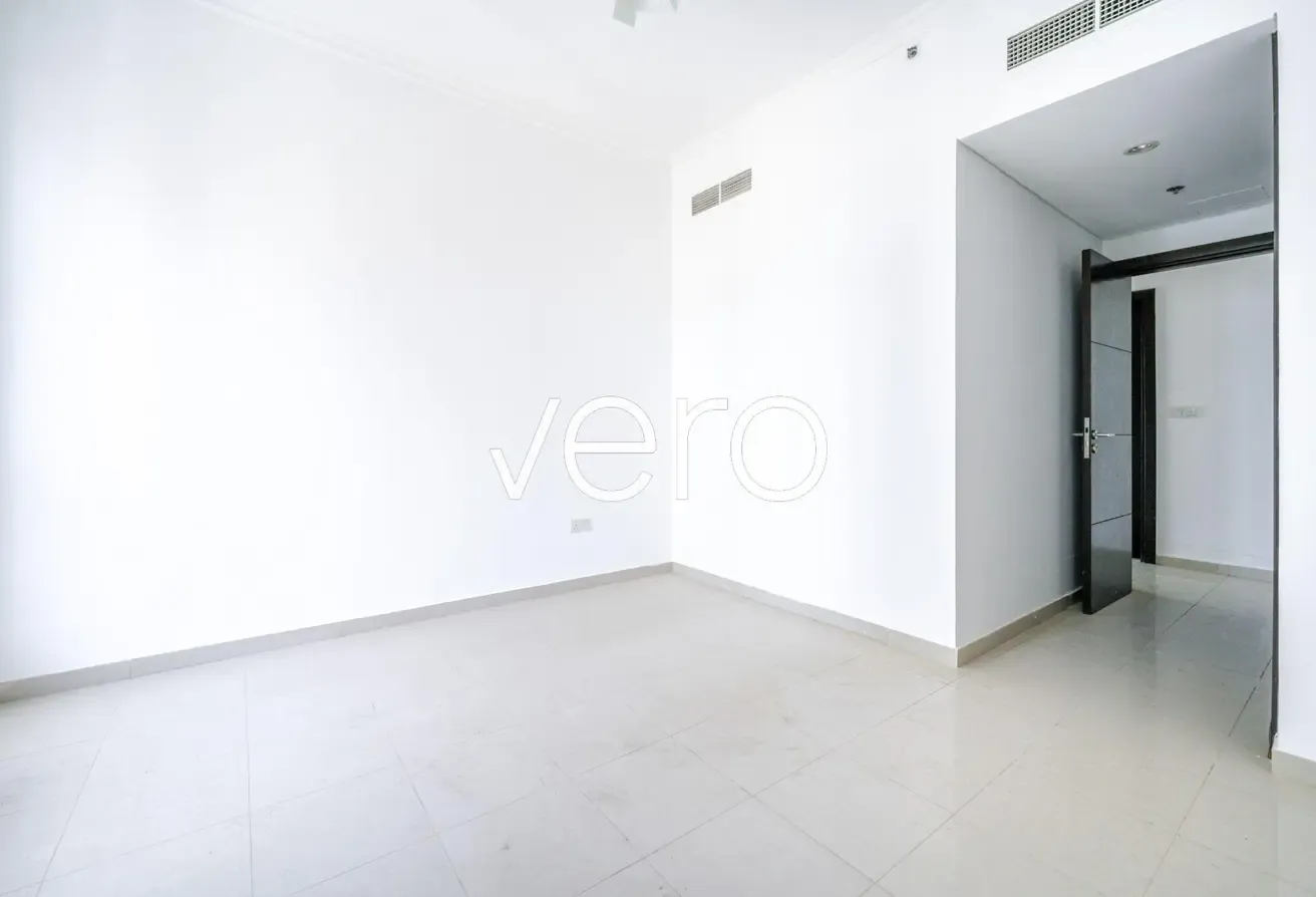 Marina View | High Floor | Large Layout