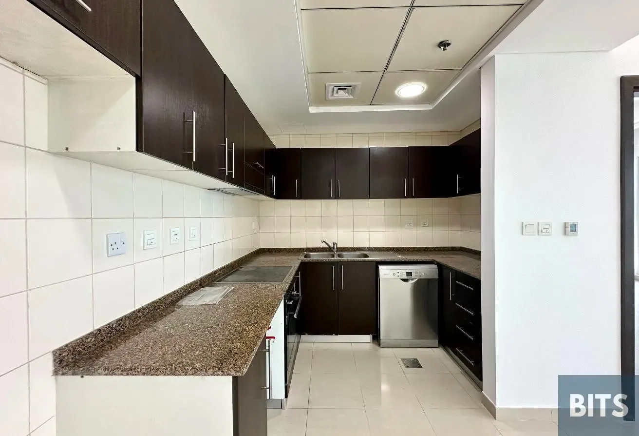 1BR Sea View | Spacious | Rented | Prime Location