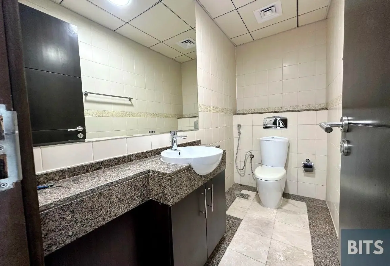 1BR Sea View | Spacious | Rented | Prime Location