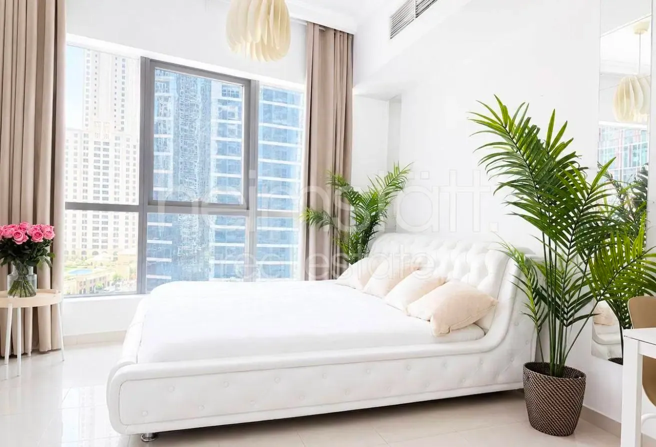 Furnished | Marina Views | Bright Modern Lay out