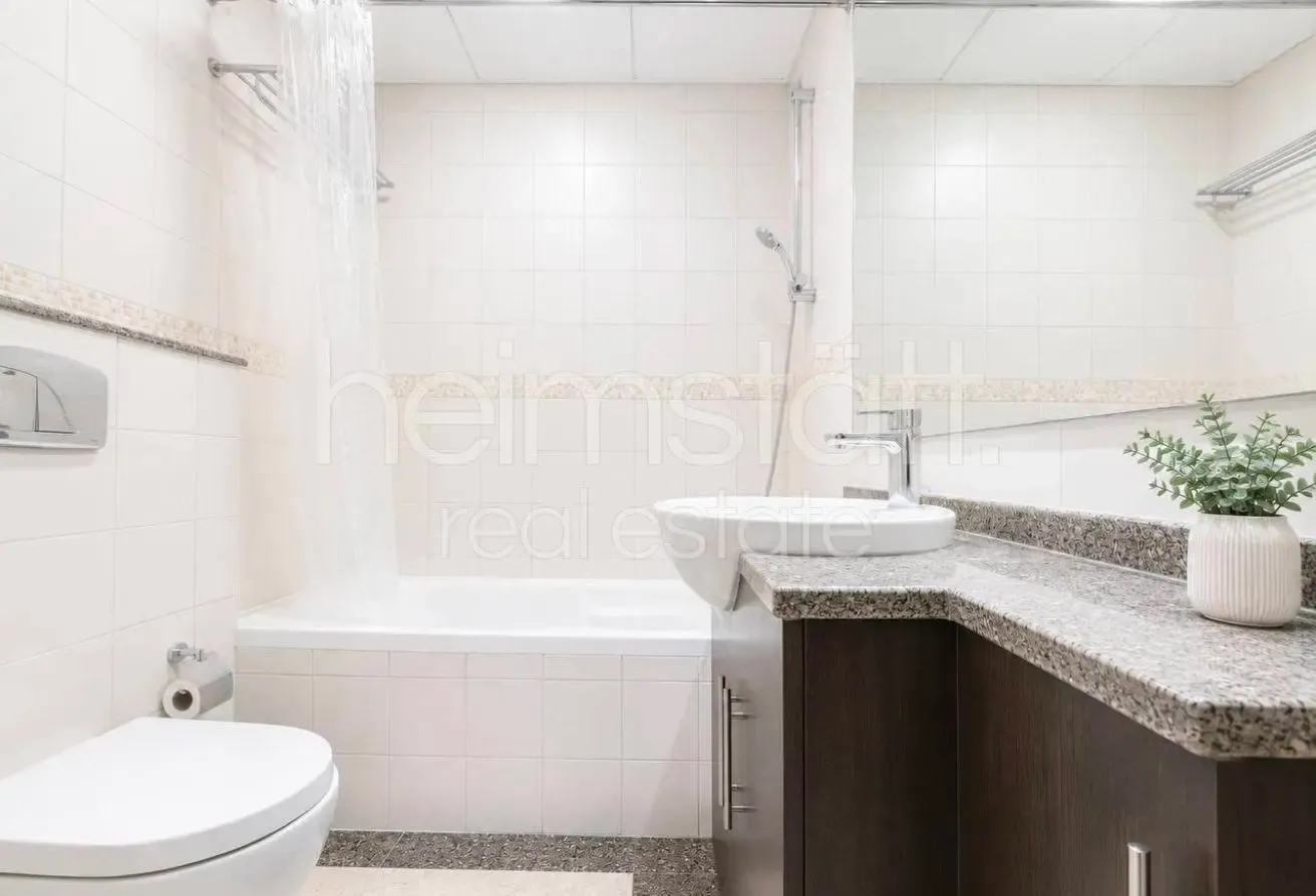 Furnished | Marina Views | Bright Modern Lay out