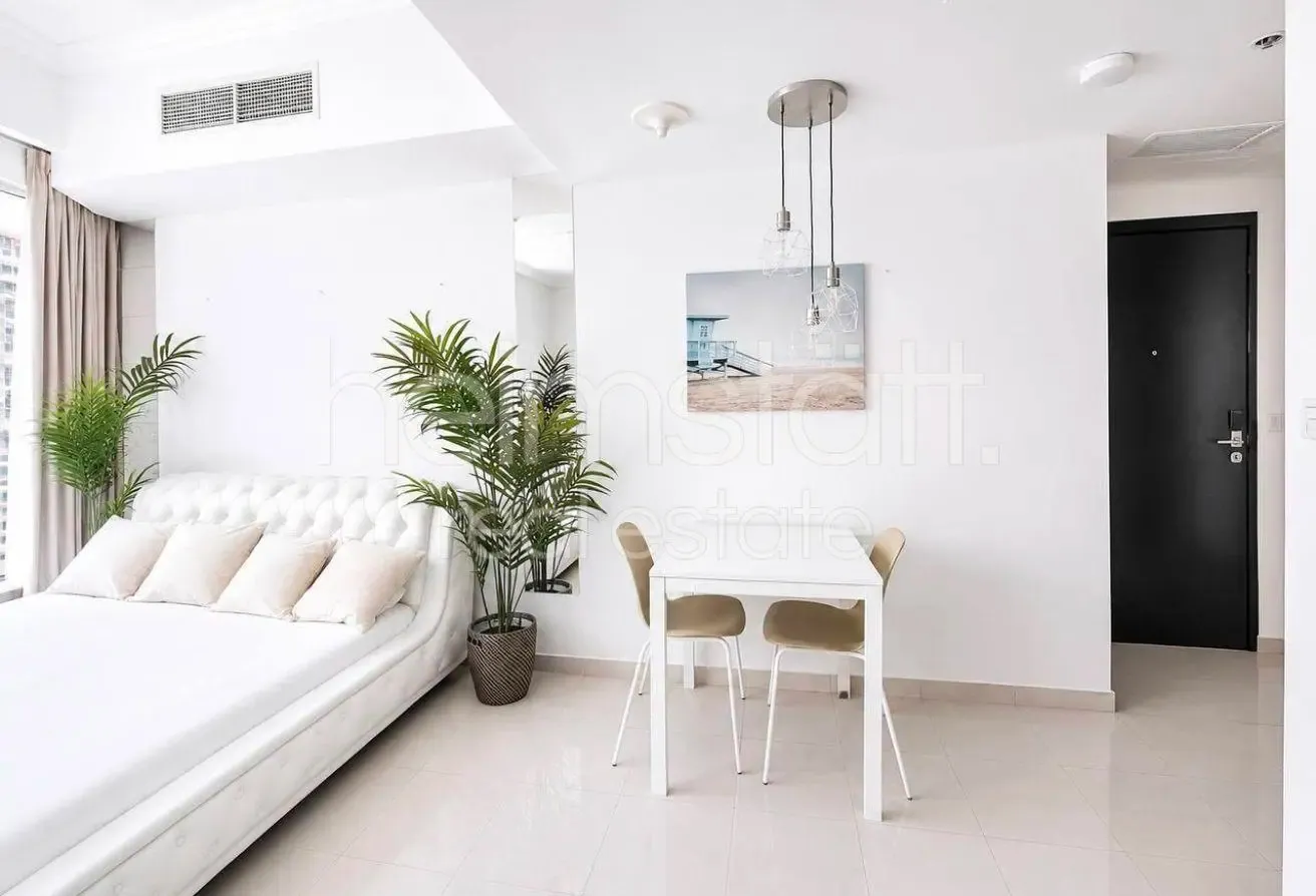Furnished | Marina Views | Bright Modern Lay out