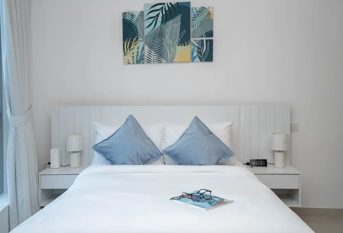 Bright Studio | Amazing Marina Views | Tenanted