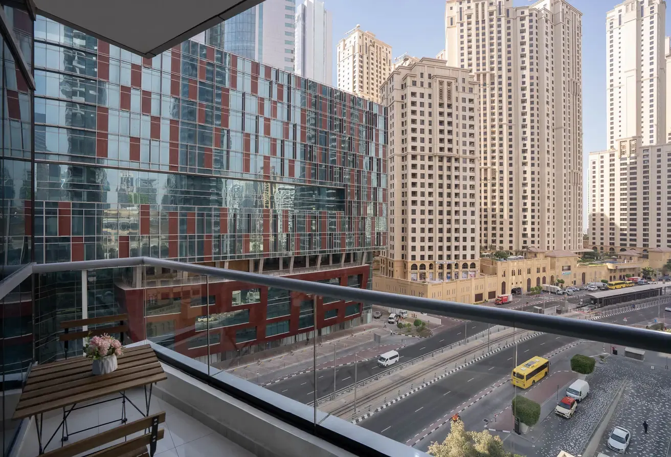 Bright Studio | Amazing Marina Views | Tenanted