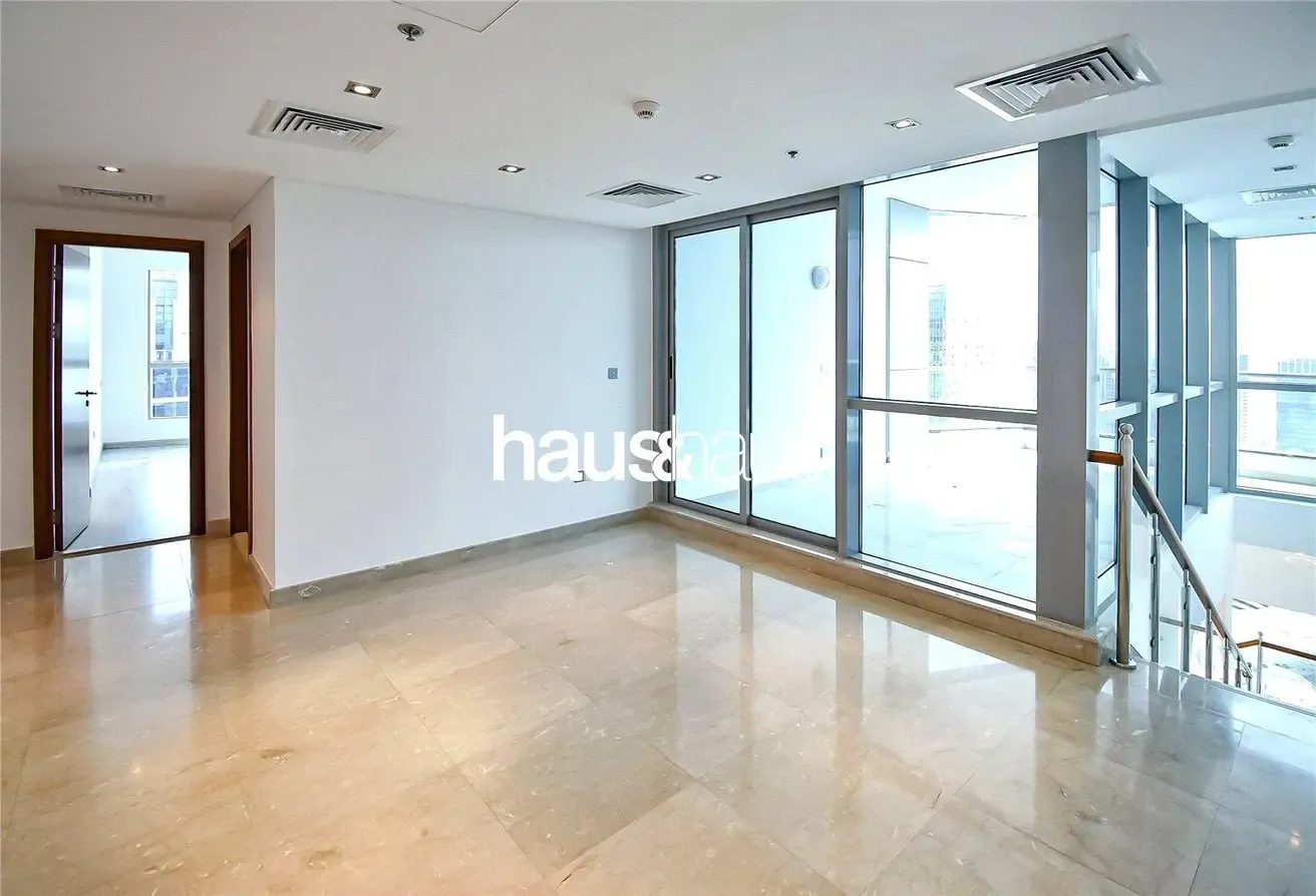 Rare 5 Bed Duplex | Full Marina View | Now Vacant