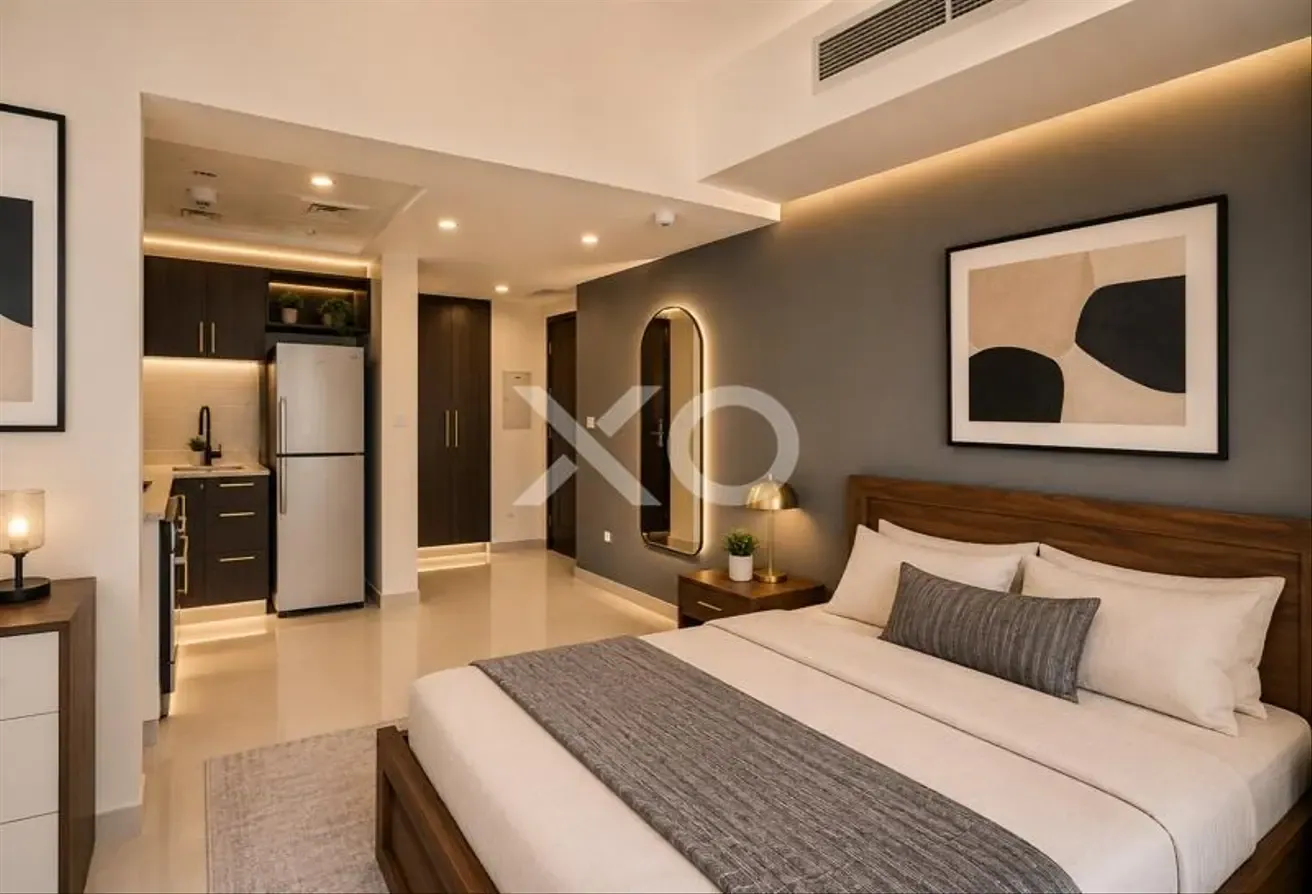 Marina and Sea View | Mid Floor | Vacant